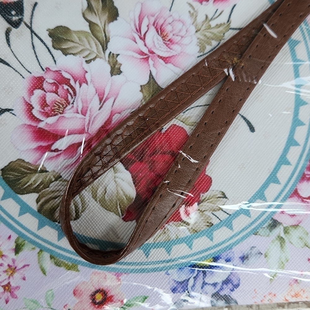 Floral Wristlet with Wrist Strap, 6"x8", New - Picture 2 of 4